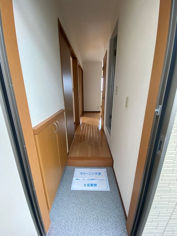 サンワヒルズ 玄関