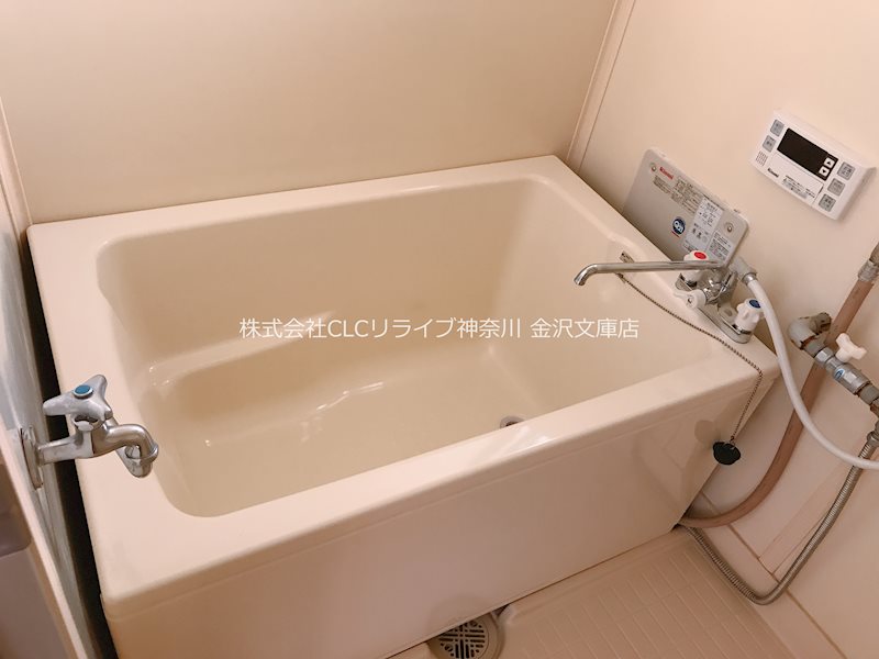 西方アパート 風呂画像