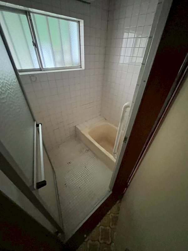 西逸見1丁目戸建 風呂画像