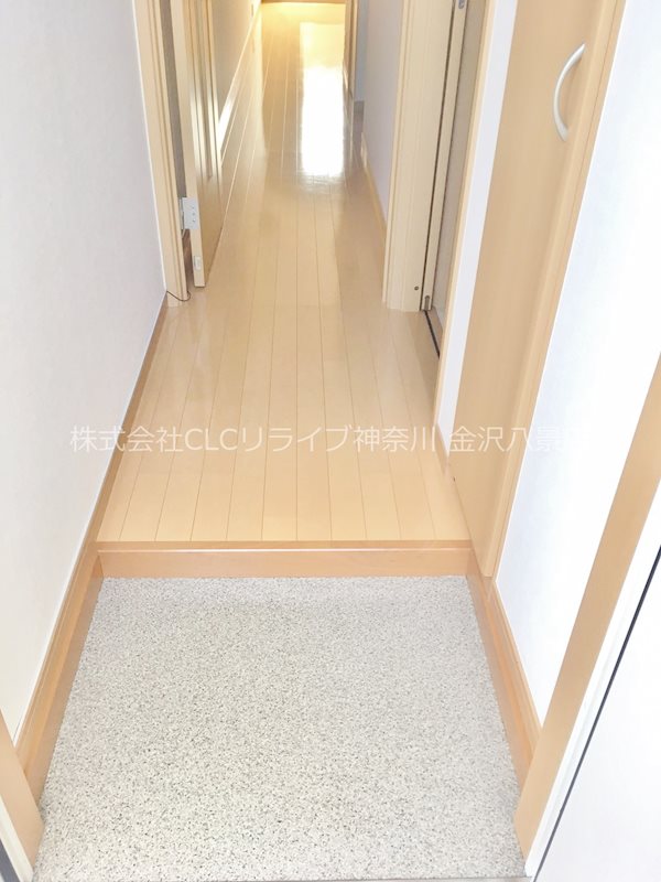 プレーンS金沢八景  玄関