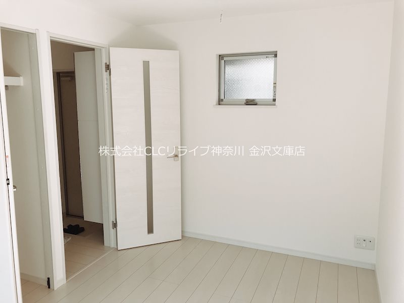 ロワール六浦壱番館 ベッドルーム