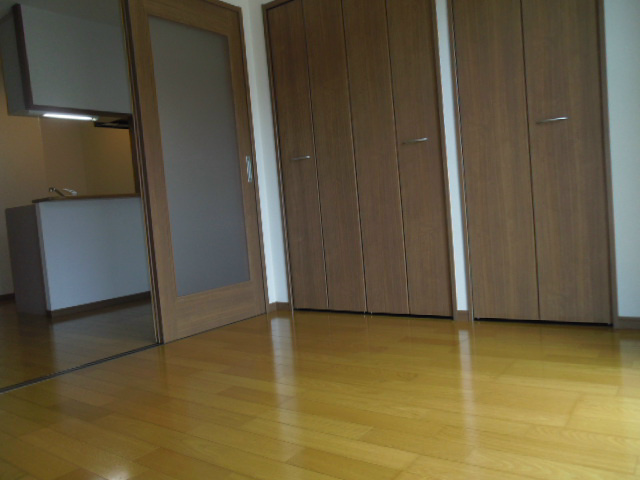 栄屋ビル  ベッドルーム