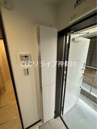 ラパス六浦 玄関