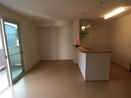 アドミラブールりんくう リビング