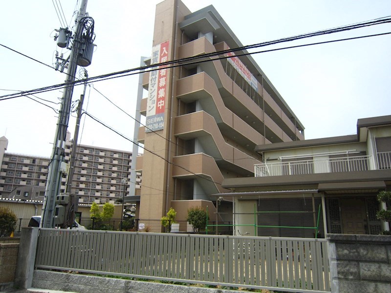 ルミエール・りんくう 外観