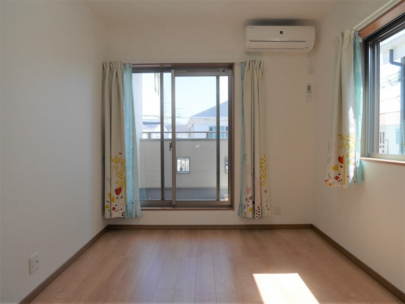 泉佐野市中庄戸建て ベッドルーム