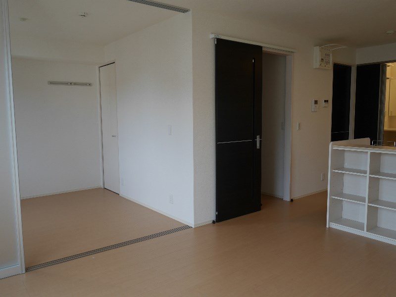 メゾン・ド・ボヌール秀 B棟　 リビング