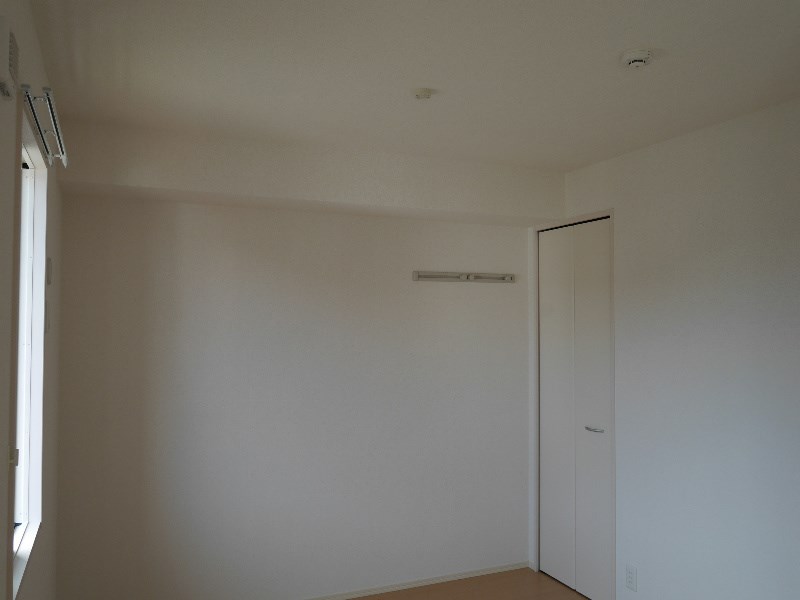 メゾン・ド・ボヌール秀 B棟　 ベッドルーム