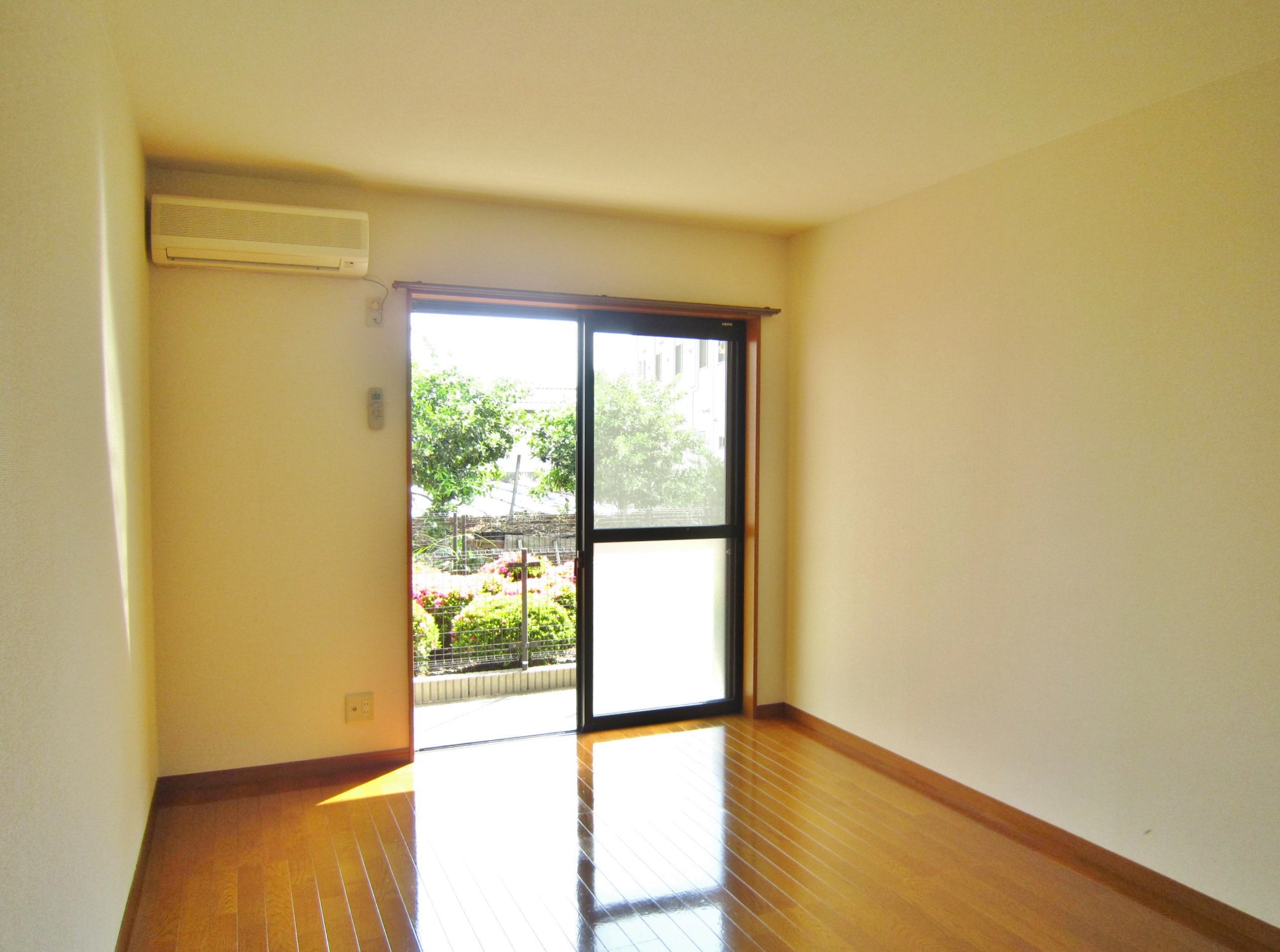 サニーコート日根野 ベッドルーム