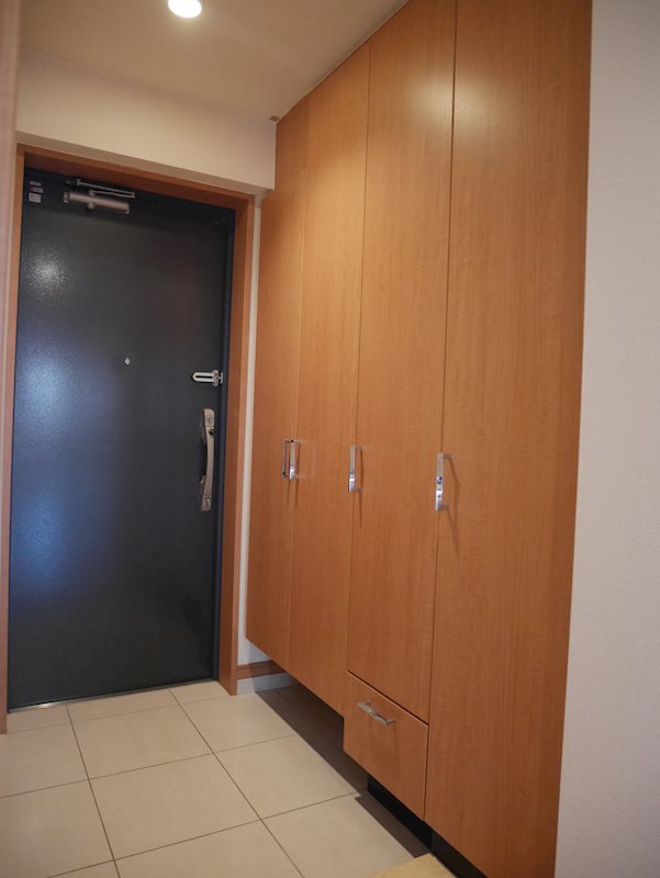 ディーレスティアりんくう羽倉崎 玄関