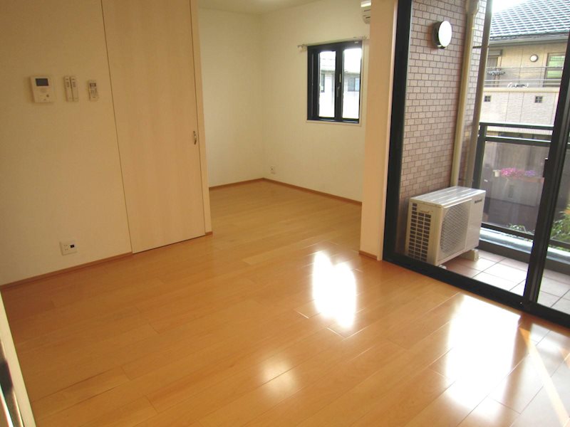 アンセム リビング