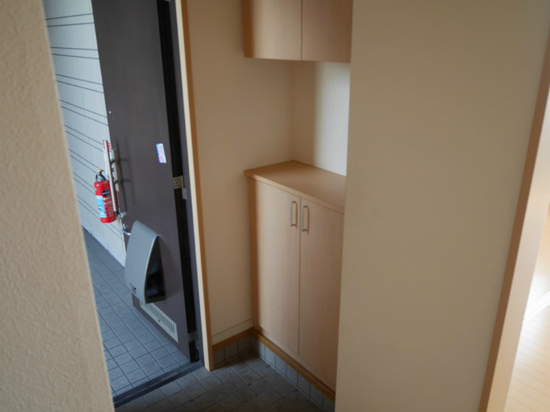 シャーメゾン井原の里 玄関