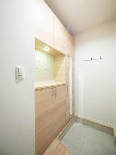 シャーメゾン　ディア　ガーデンズ 玄関