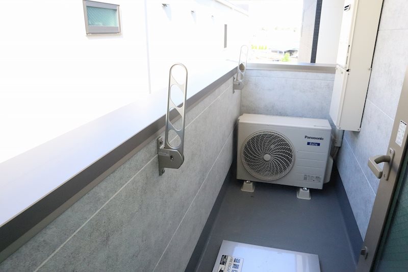 フジパレス日根野駅南Ⅱ番館 ベランダ
