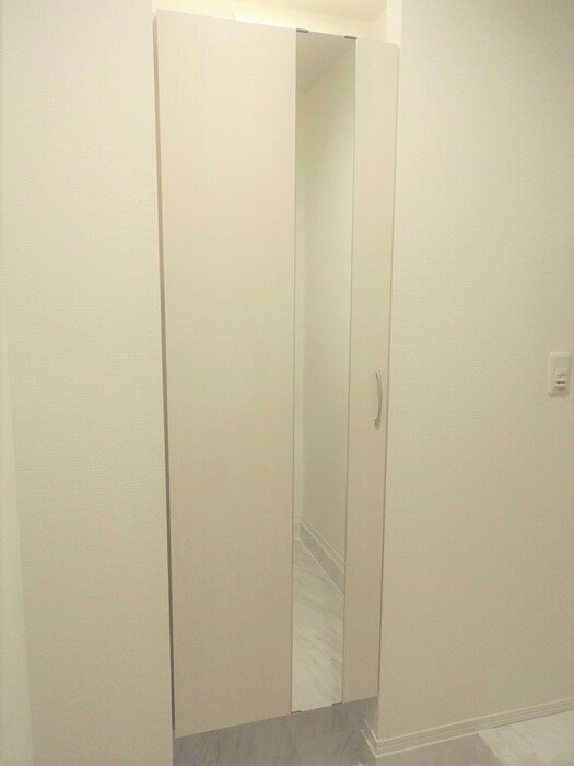 Fontana　B棟 玄関