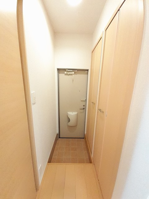 グレイス旭 玄関