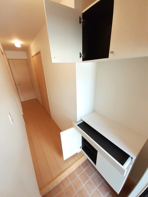 サン・ブリ－ゼ 玄関