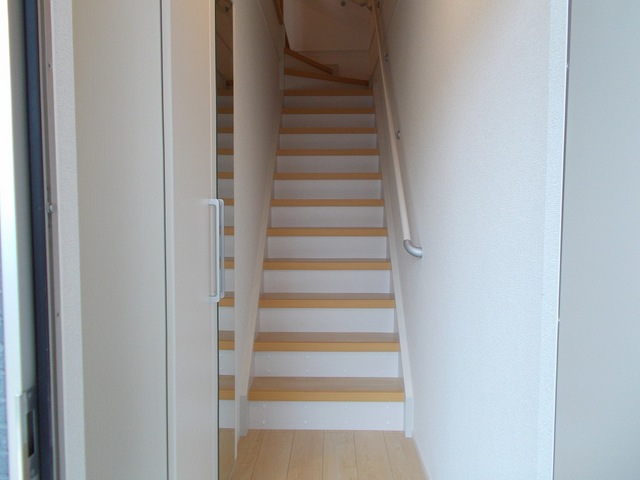 ネオブローテ泉佐野 玄関