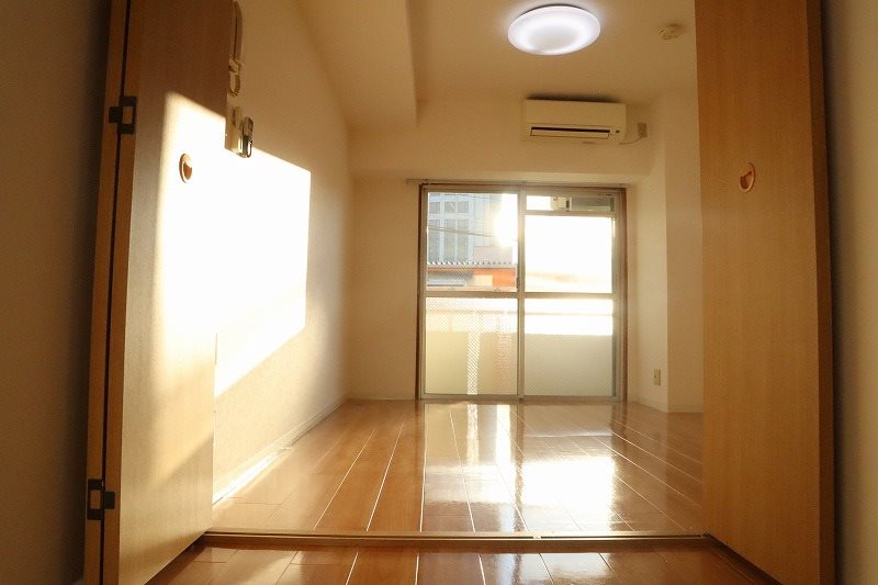 スターシップ リビング