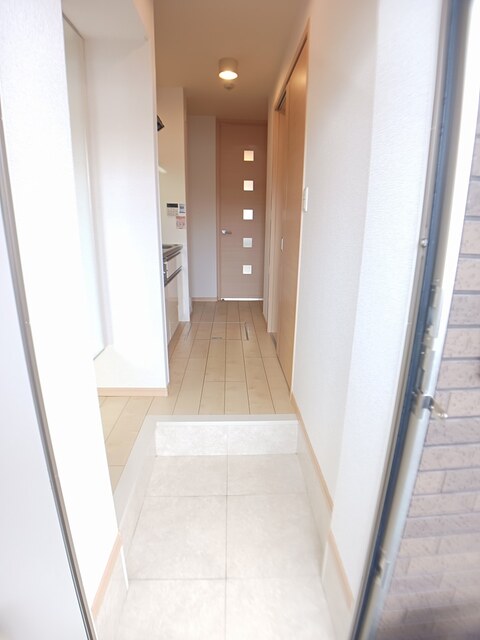 ベアレジデンス 玄関