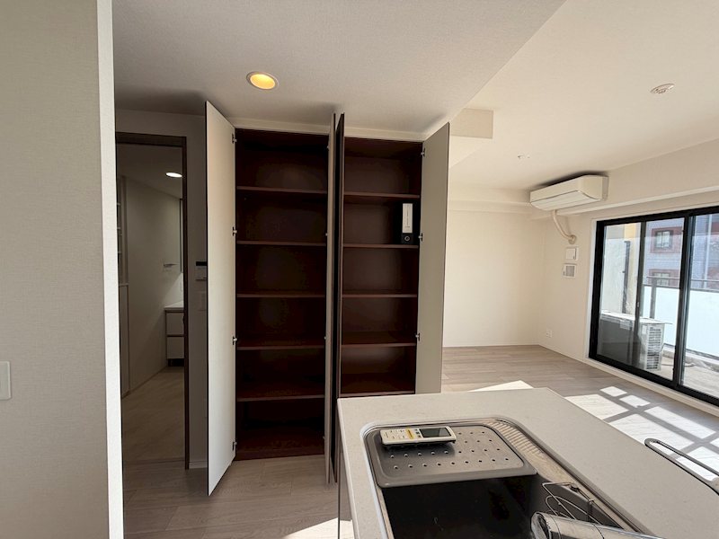 ユニハイム泉佐野駅前通り その他5