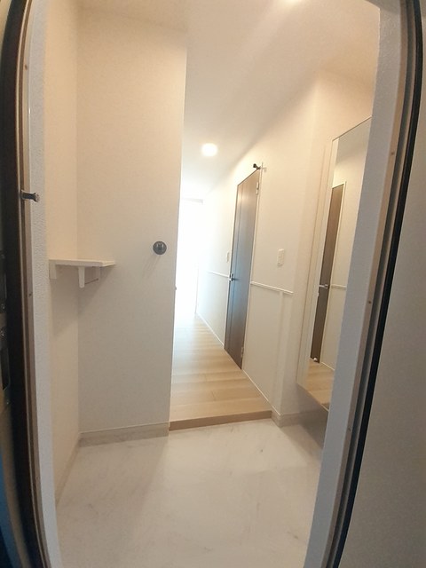 ルヴァンソレイユ 玄関