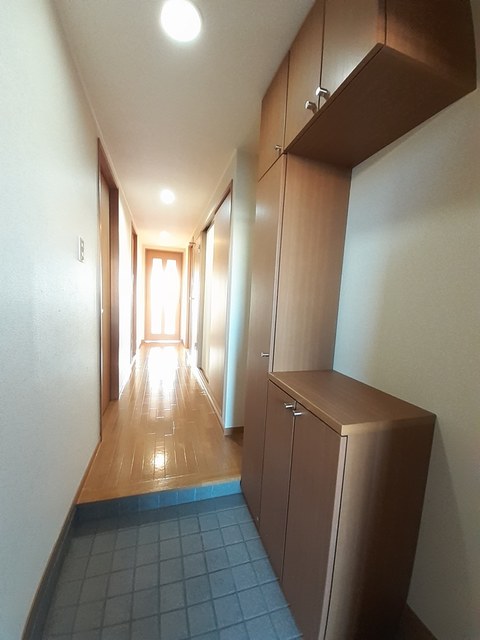 サンフローラ 玄関