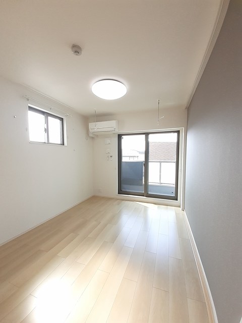 メゾンルミネ　中町 ベッドルーム