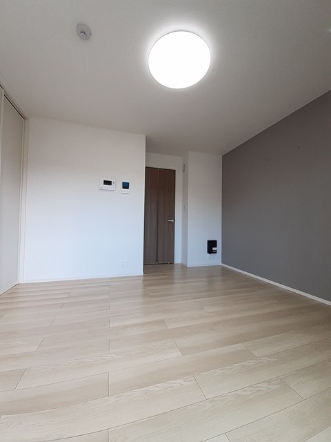 メゾンルミネ　中町 ベッドルーム