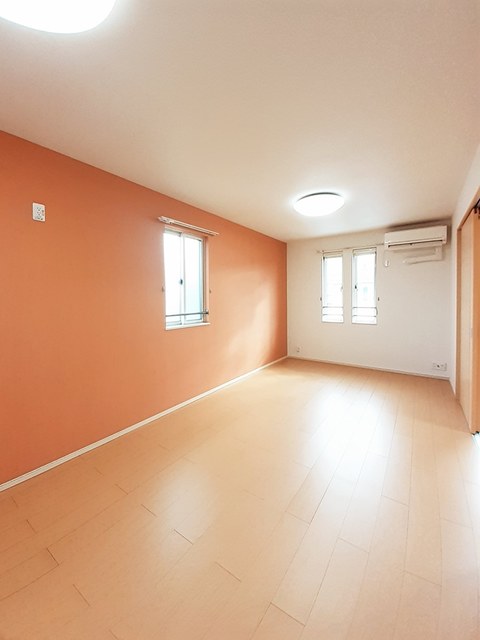 田園　ＵＧＡＴＯＫＵ　Ⅱ番館 リビング