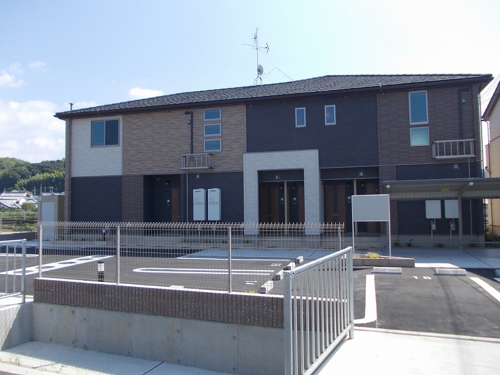 クリスタル　リバー　母山　Ⅱ 外観