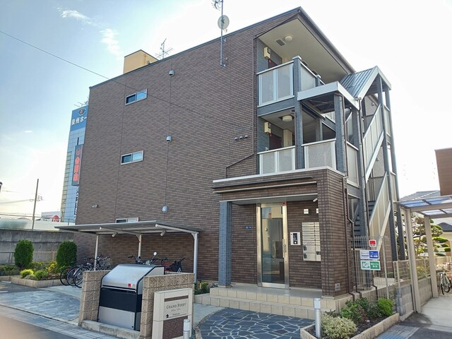 グラン　ベリー 外観