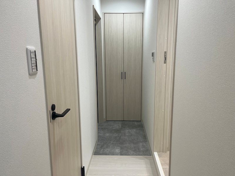 クリエオーレりんくうタウンⅠ 玄関