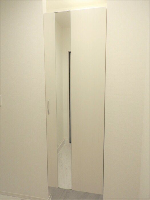 Fontana　B棟 玄関
