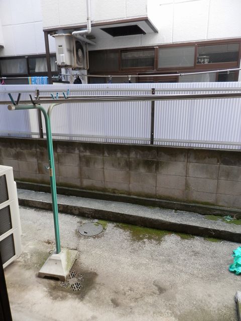 中島ビル ベランダ