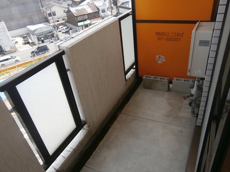 東京都世田谷区三軒茶屋１丁目 ベランダ