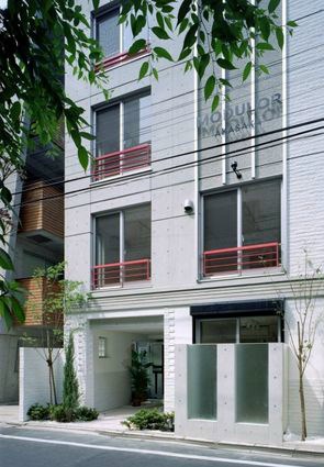 埼玉県入間市東町３丁目 ベランダ
