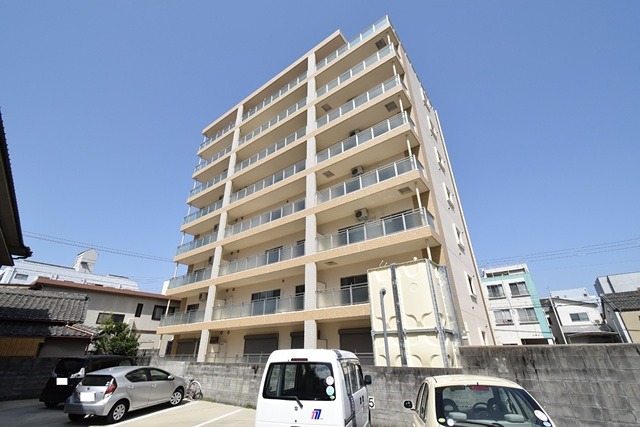植木マンション西麻布 外観