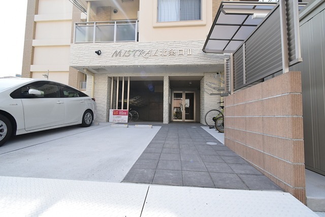 植木マンション西麻布 駐車場