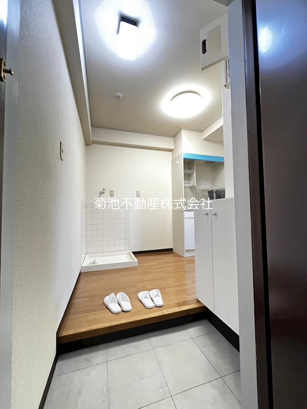清瀬貴志ビル 玄関