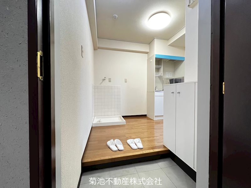 清瀬貴志ビル 玄関