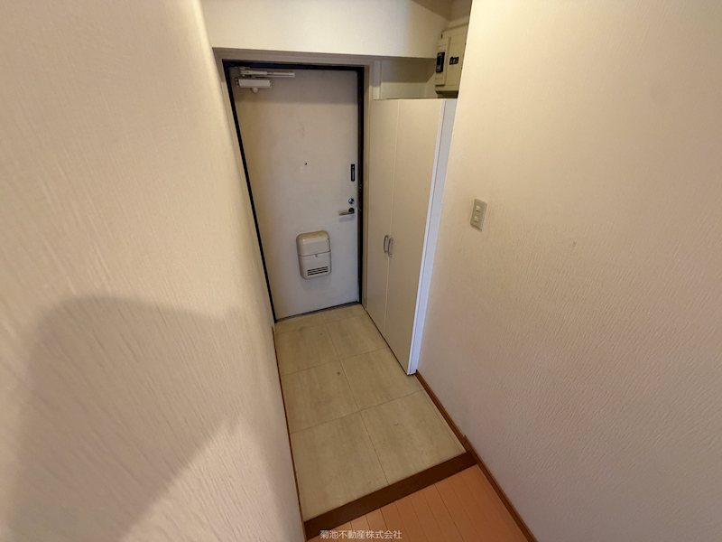 グランデール武蔵野  玄関