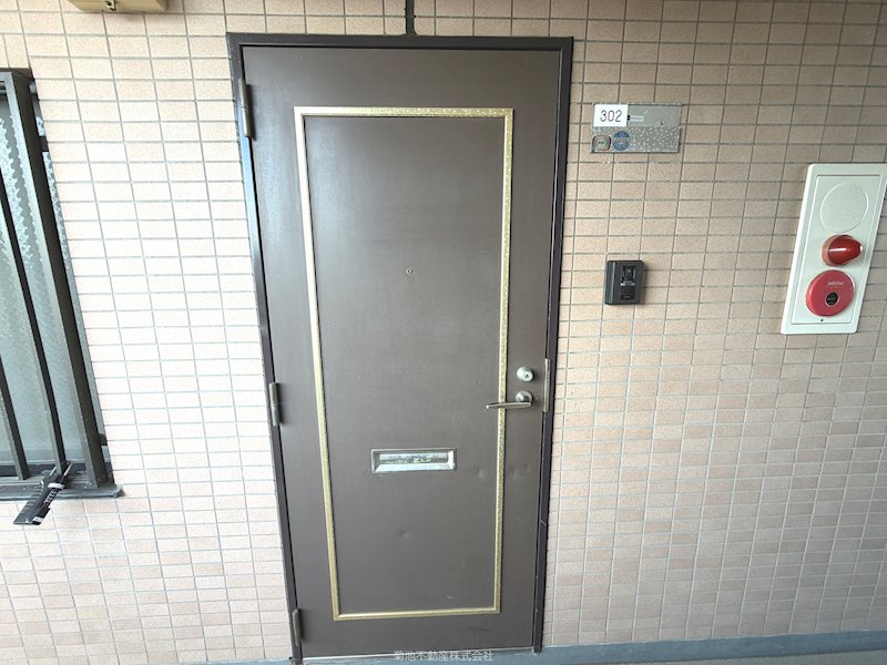 グランデール武蔵野  玄関
