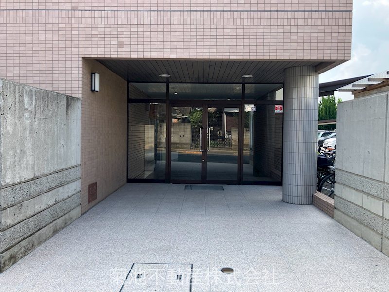 グランデール武蔵野  エントランス