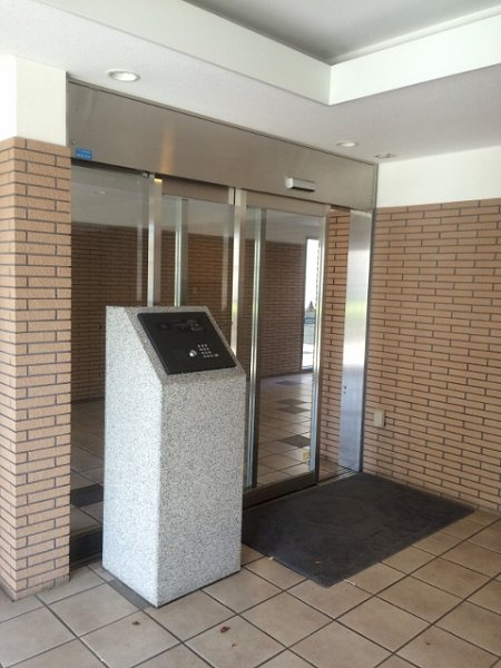 カスタリア中野 エントランス