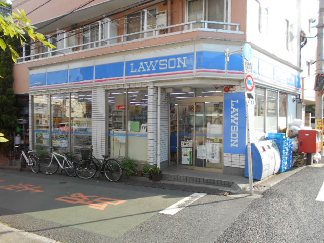上高田４丁目団地１号棟 コンビニ