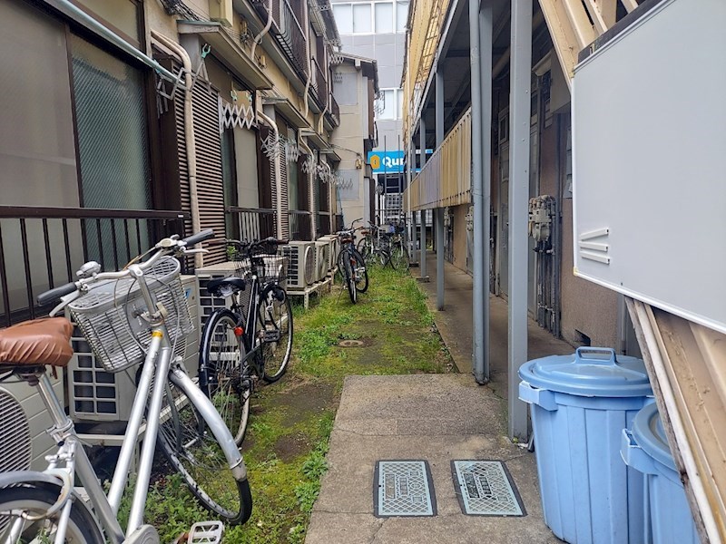 北野方荘 エントランス