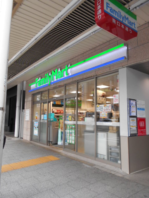 ドエル中野Ⅲ コンビニ