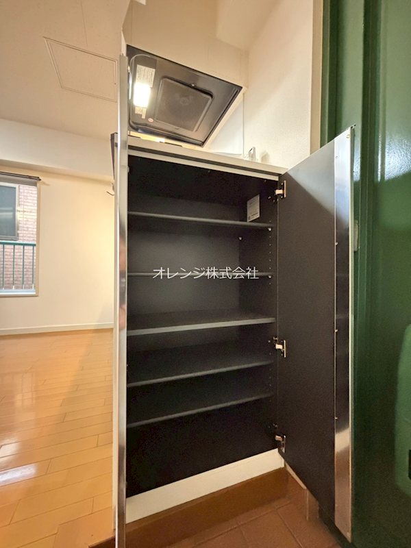 シャトー信濃 収納