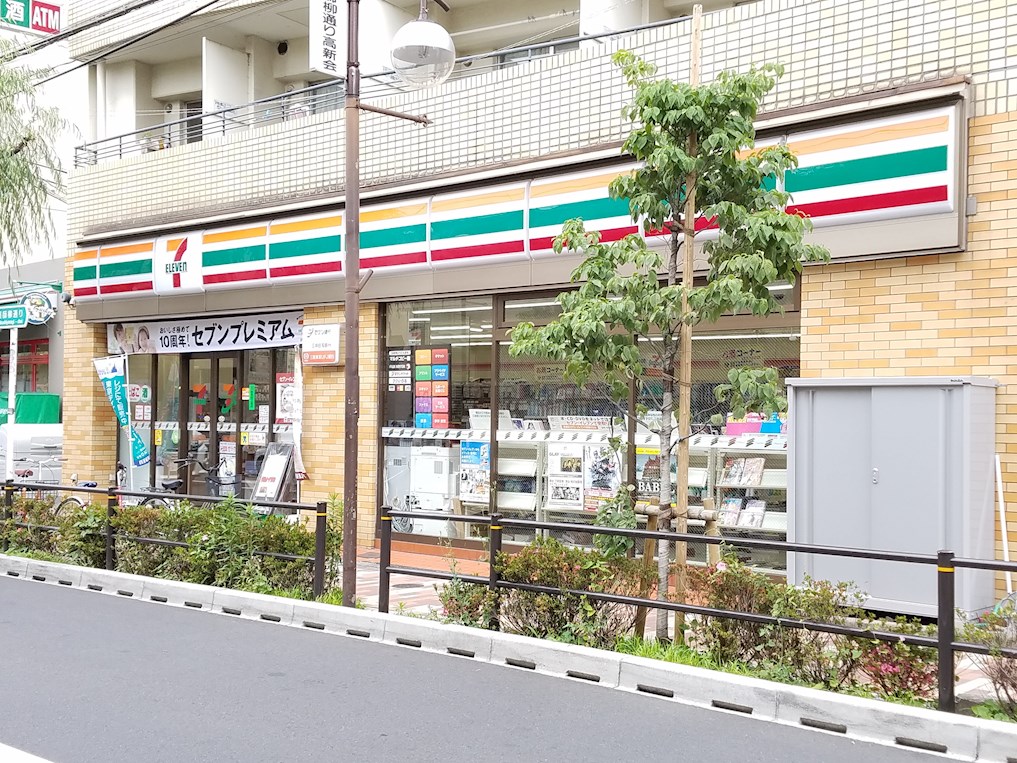 リベラーレ中野 コンビニ